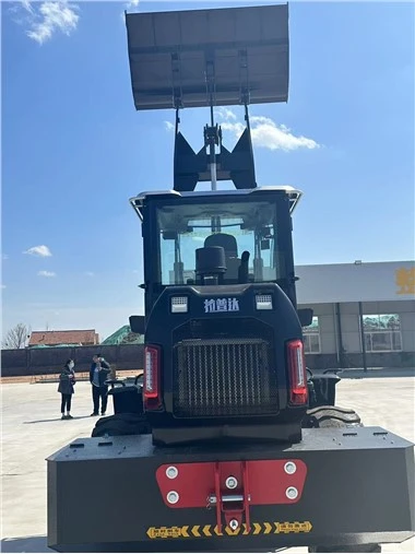 2,5T--LZ925D típusú kotró-rakodó